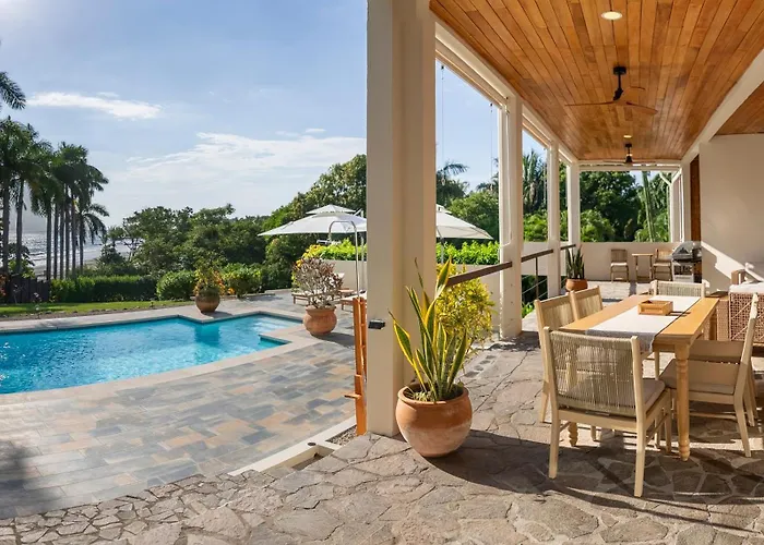 Azul & Retreat (adults Only) Hotel